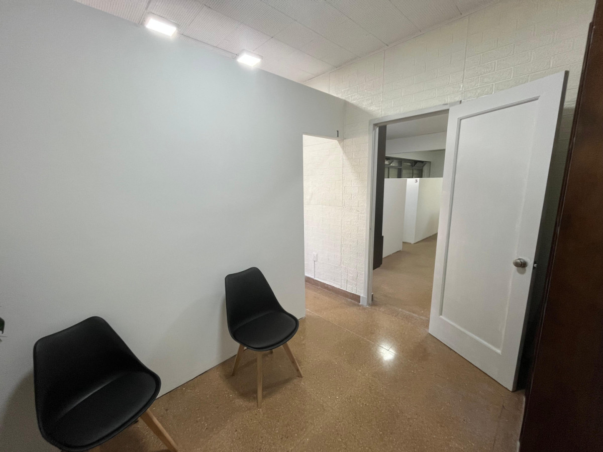 Oficina ID.5158 - Venta Oficina con cubiculos tipo Cowork Centro 70m2