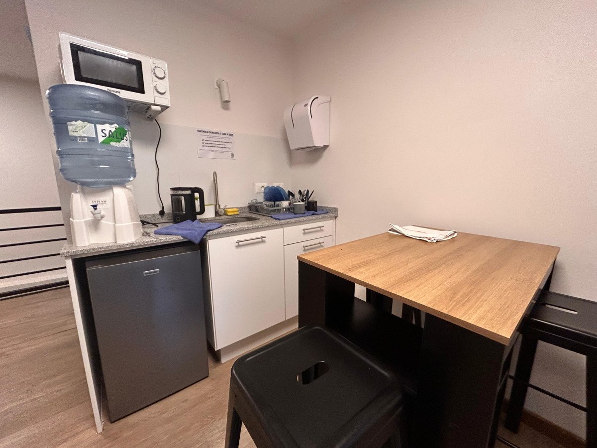 Oficina ID.5023 - Alquiler Oficina en Cowork Tres Cruces