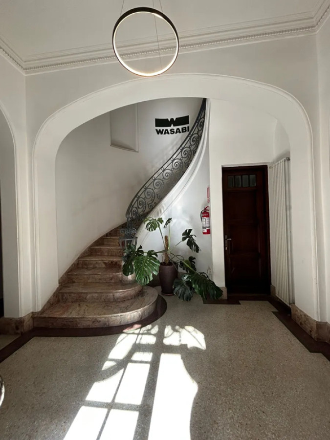 Oficina ID.5034 - Alquiler Oficina Pocitos 49m2 Casona compartida
