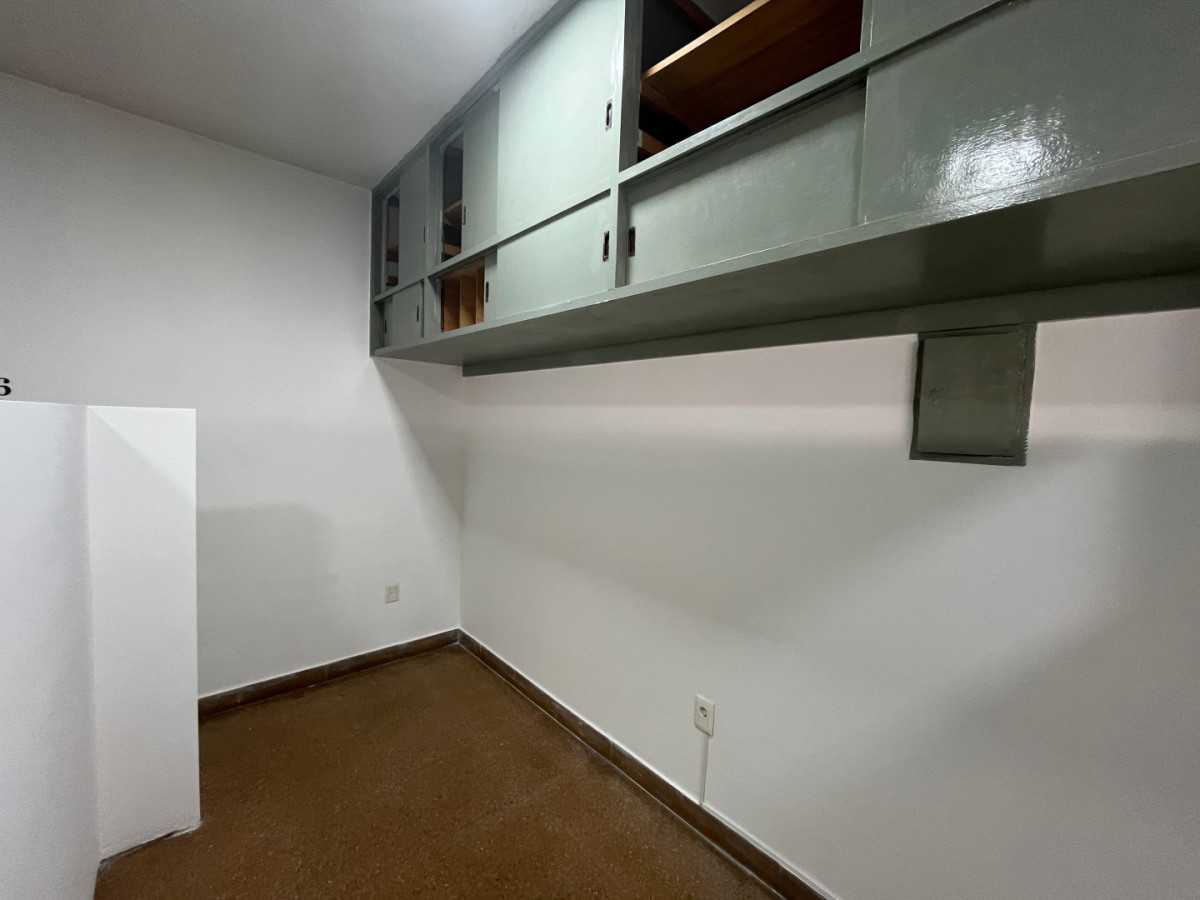 Oficina ID.5158 - Venta Oficina con cubiculos tipo Cowork Centro 70m2