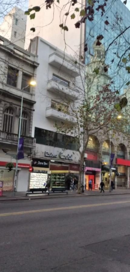 Oficina ID.5273 - Alquiler Oficina o Local  Grande Galería Cristal Centro 386m2