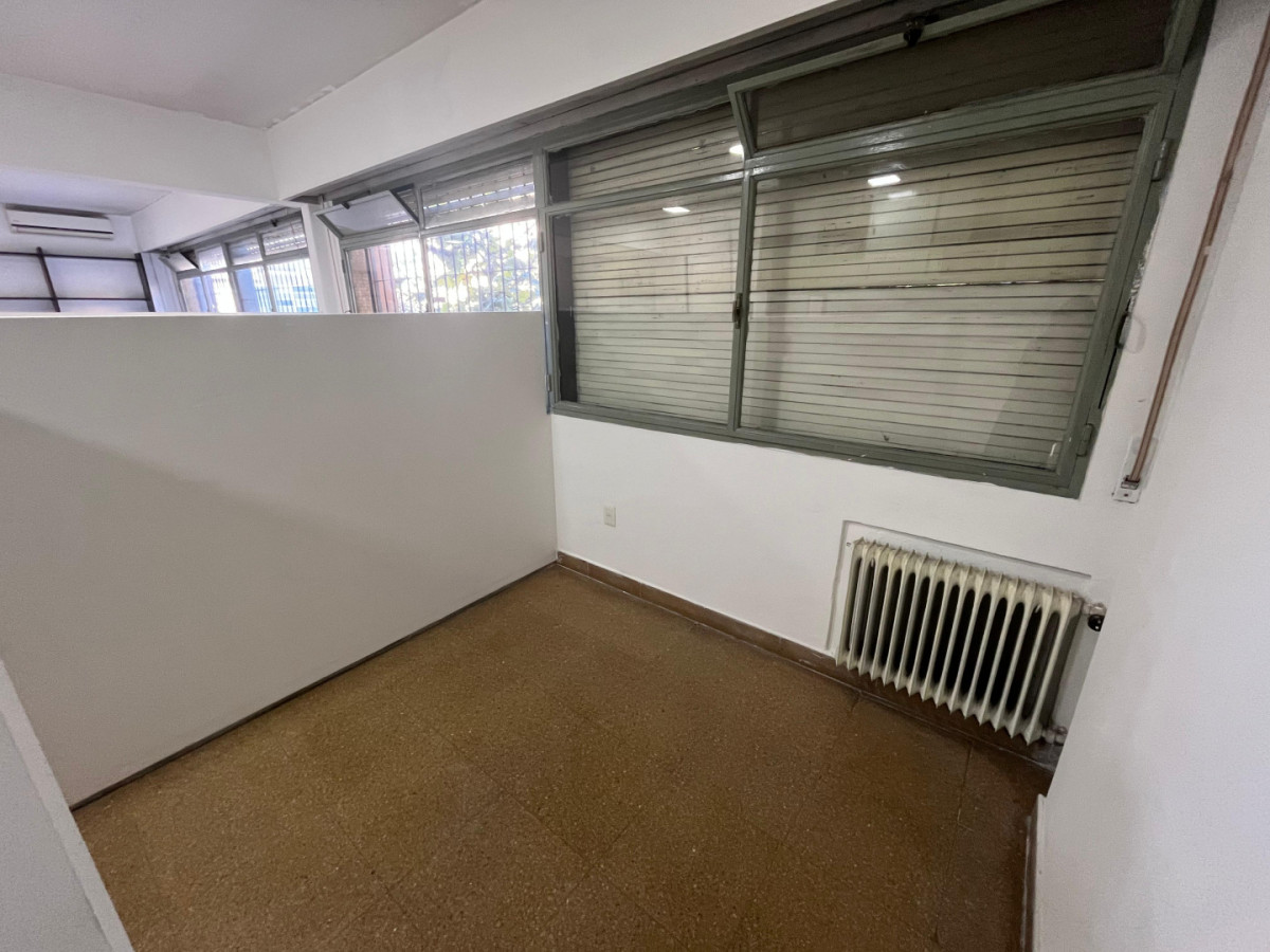 Oficina ID.5158 - Venta Oficina con cubiculos tipo Cowork Centro 70m2