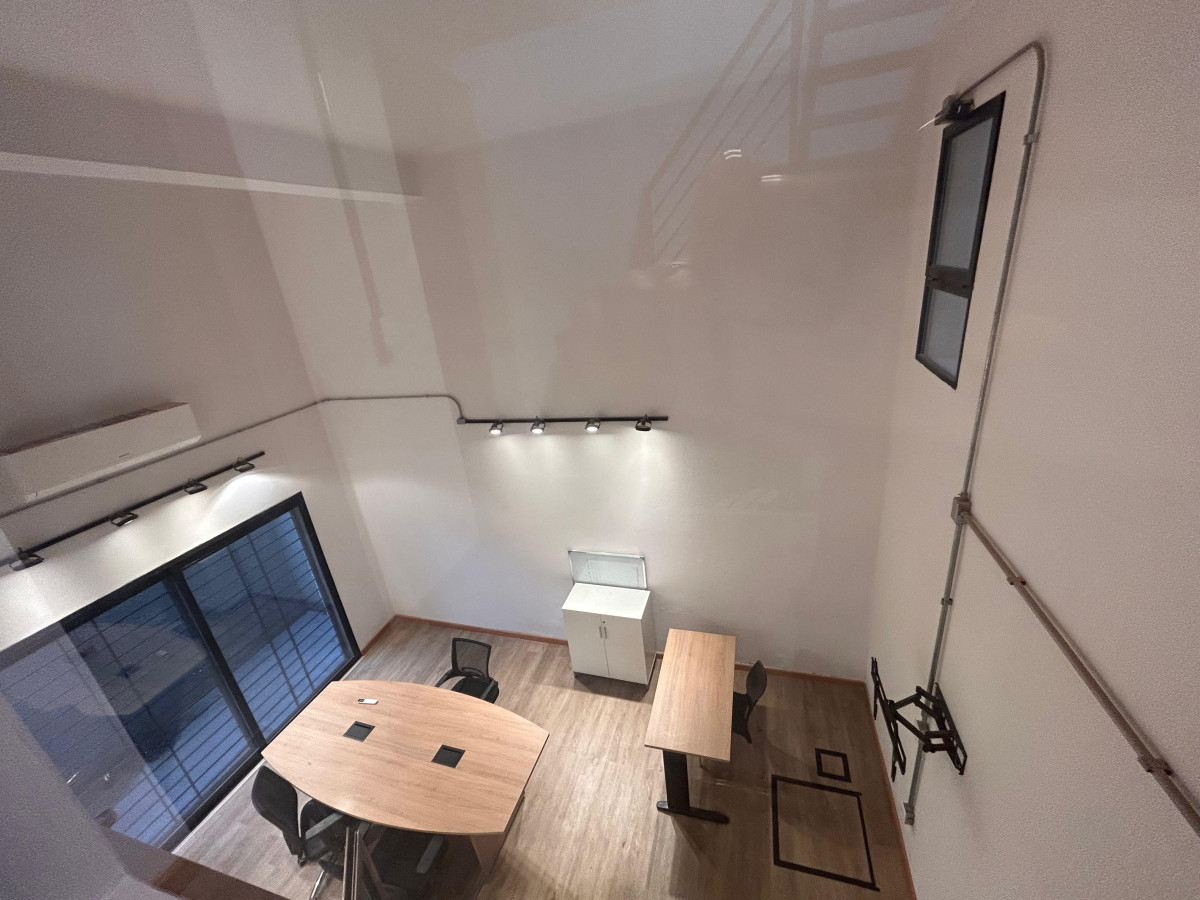 Oficina ID.5023 - Alquiler Oficina en Cowork Tres Cruces