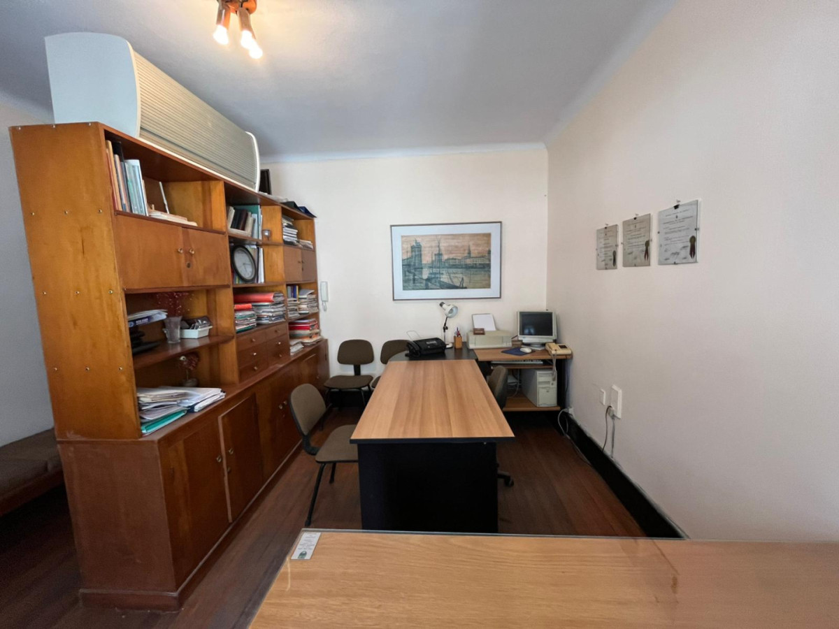 Oficina ID.5524 - Venta o Alquiler Oficina Equipada Ciudad Vieja