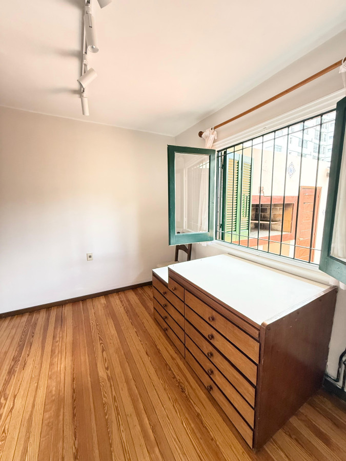 Oficina ID.5434 - Alquiler Hermosas Oficinas Pocitos con Patio Comun