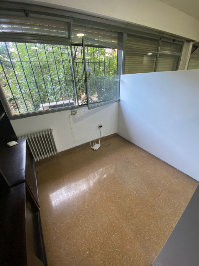 Oficina ID.5928 - Alquiler Oficinas o Espacios de Trabajo Semiabierto Centro 6m2