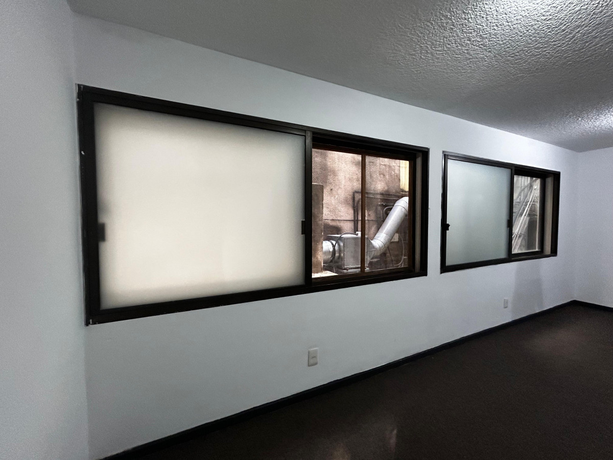 Oficina ID.5605 - Venta o Alquiler Oficina 32m2 Ciudad Vieja Plaza Matriz