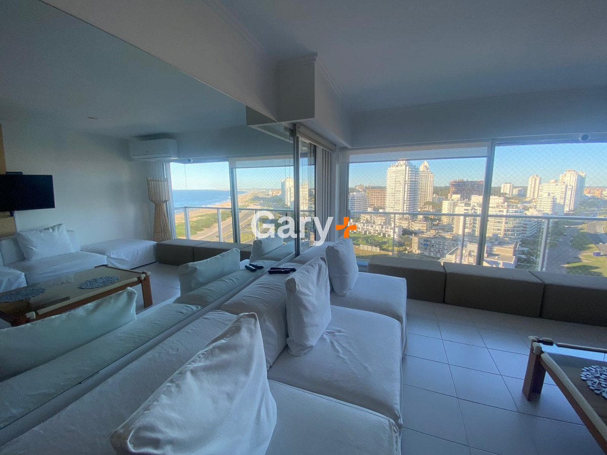 Apartamento ID.28363 - Apartamento 3 dormitorios en alquiler temporal,. Playa Brava, Punta del Este
