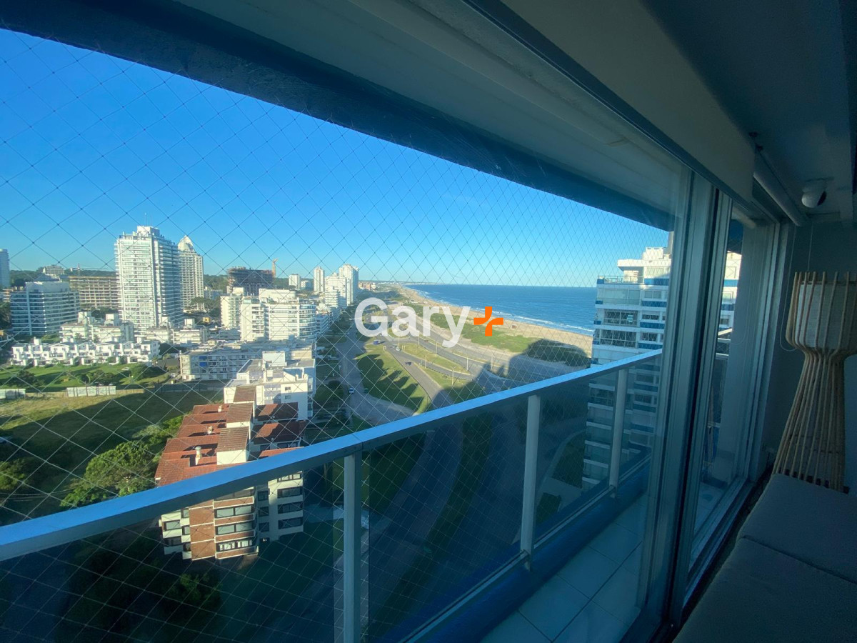 Apartamento ID.28363 - Apartamento 3 dormitorios en alquiler temporal,. Playa Brava, Punta del Este