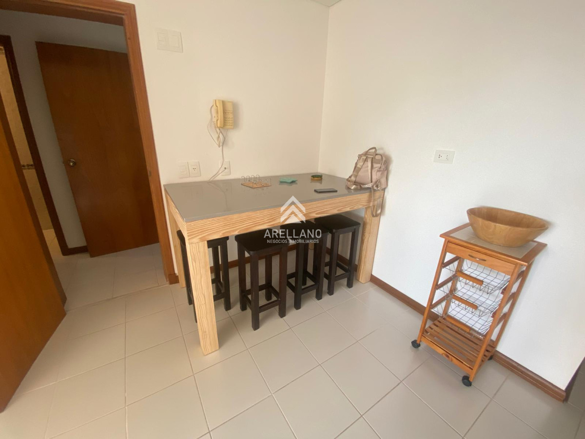 Apartamento ID.4238 - Apartamento 3 dormitorios en alquiler temporal Playa Brava, Punta del Este