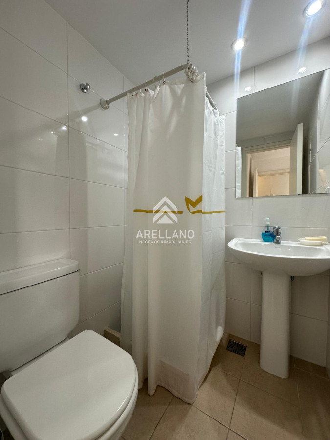 Apartamento ID.5700 - Apartamento en venta de 3 dormitorios en Playa Brava 