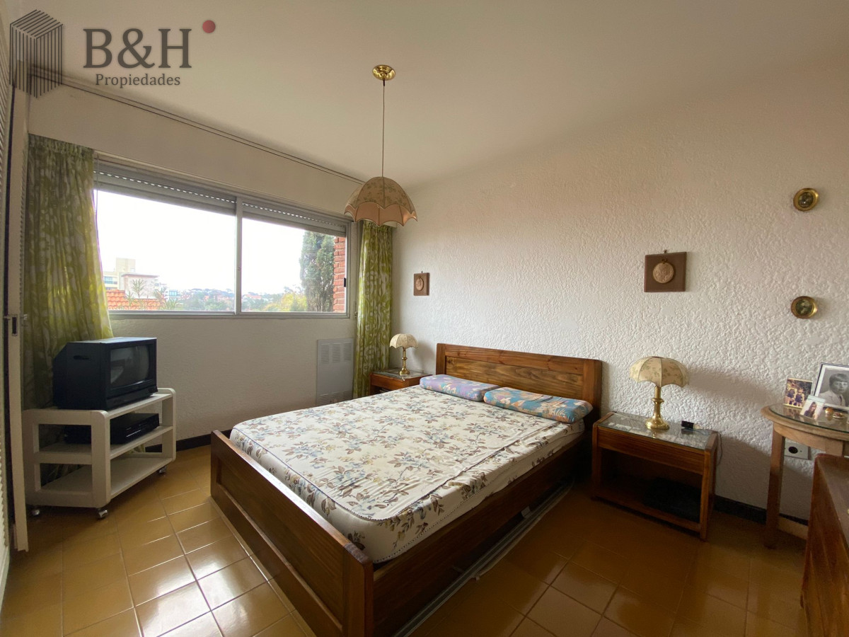 Apartamento ID.5536 - Apartamento en venta de 3 dormitorios primera linea, Mansa