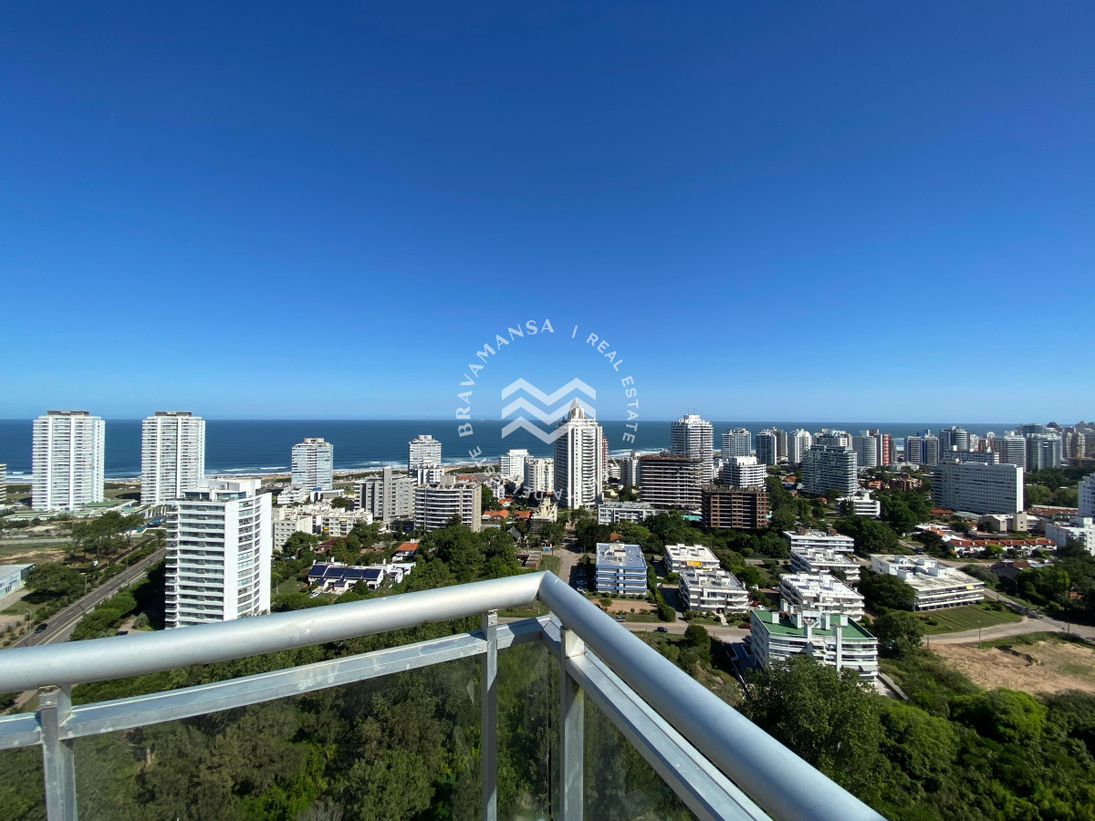 Apartamento ID.469 - Penthouse en alquiler invernal - temporal, Playa Brava Punta del Este