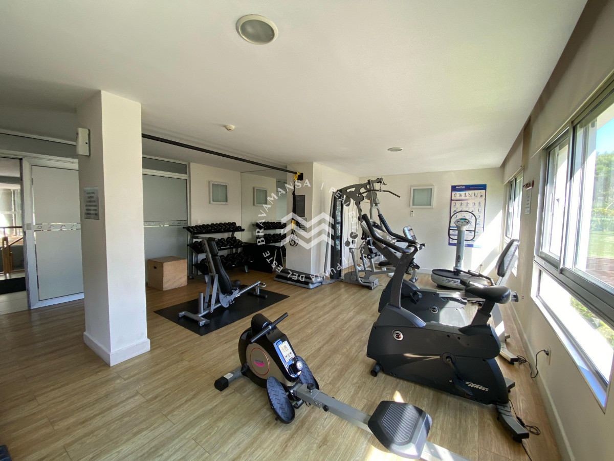 Apartamento ID.469 - Penthouse en alquiler invernal - temporal, Playa Brava Punta del Este