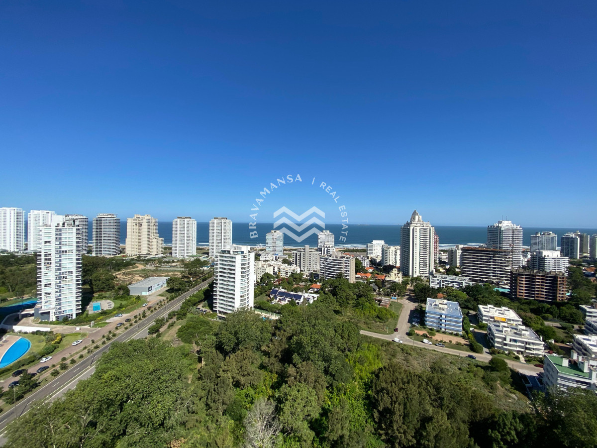 Apartamento ID.469 - Penthouse en alquiler invernal - temporal, Playa Brava Punta del Este