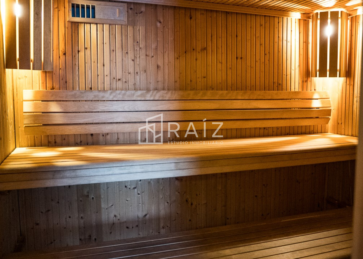 Apartamento ID.10373 - Apartamento en alquiler temporal, 2 dormitorios y 2 baños, Playa Brava