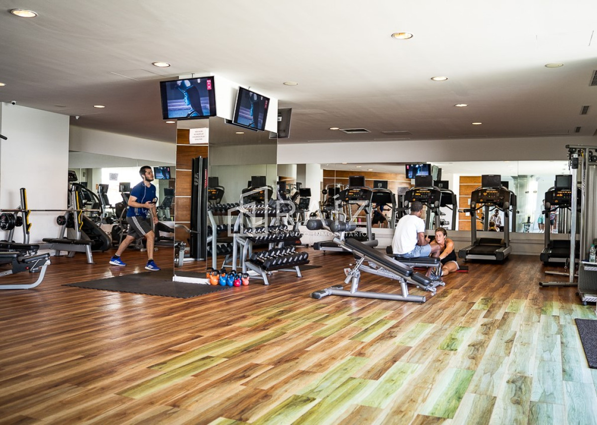 Apartamento ID.10373 - Apartamento en alquiler temporal, 2 dormitorios y 2 baños, Playa Brava