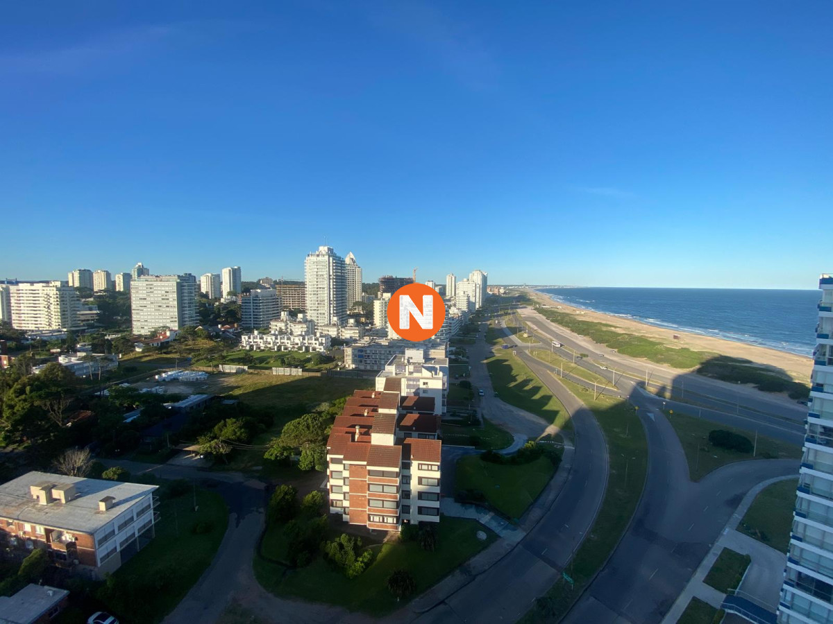 Apartamento 3 dormitorios en alquiler temporal,. Playa Brava, Punta del Este - NLV223138A