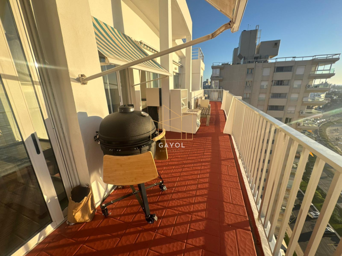 Apartamento ID.1071 - Penthouse en alquiler temporal, 3 dormitorios, parada 1 playa mansa, Punta del Este