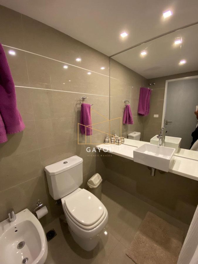 Apartamento ID.1197 - Apartamento en venta de 2 dormitorios en Punta del Este