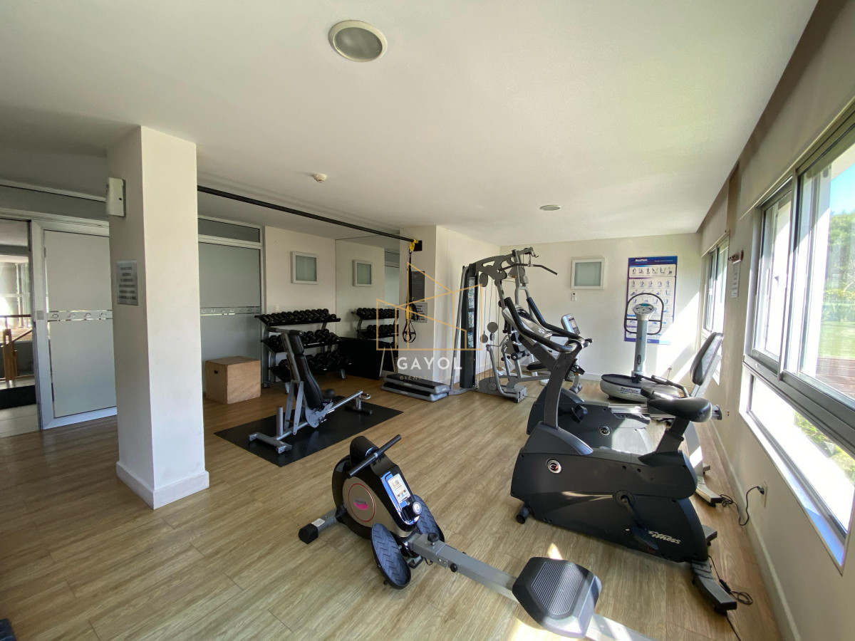 Apartamento ID.1256 - Penthouse en alquiler anual, Playa Brava Punta del Este