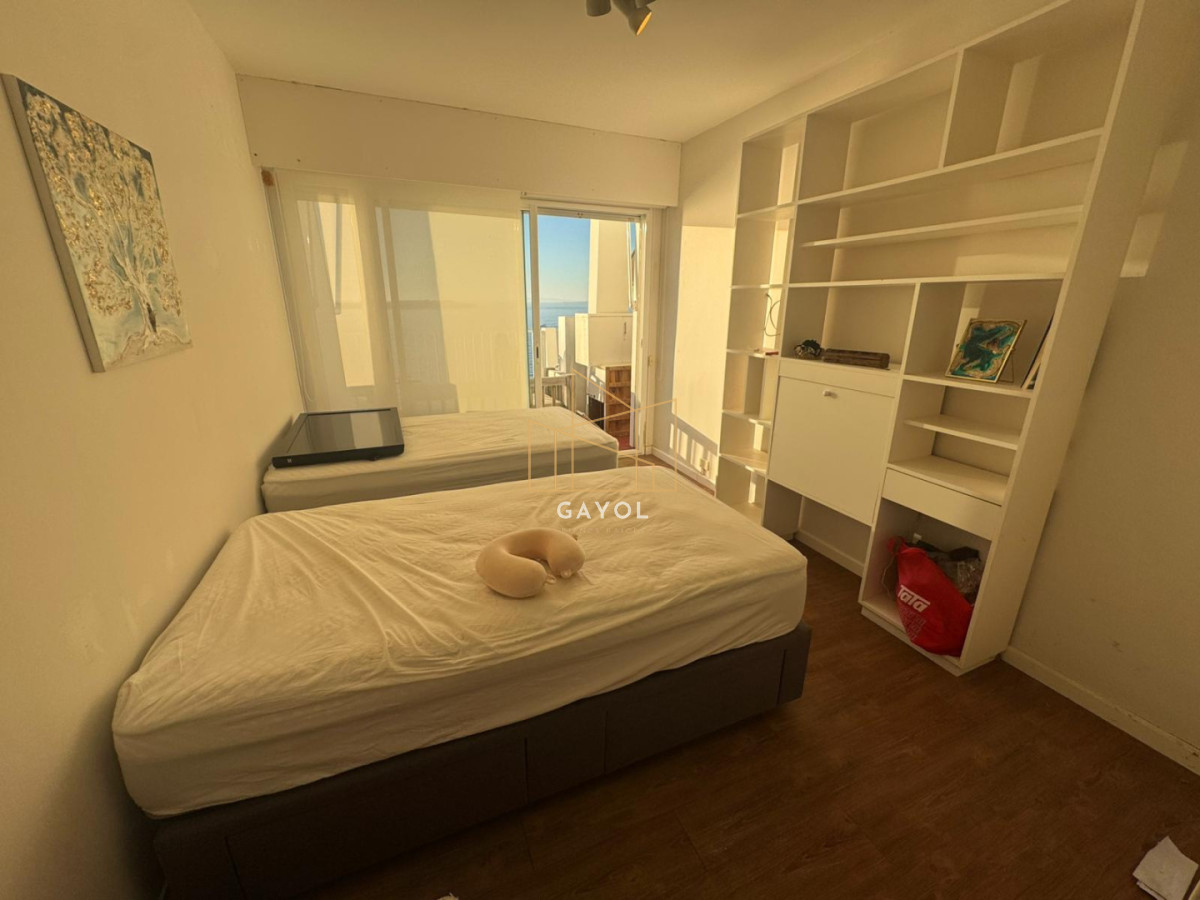 Apartamento ID.1071 - Penthouse en alquiler temporal, 3 dormitorios, parada 1 playa mansa, Punta del Este