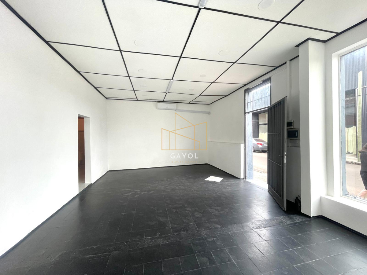 Local Comercial ID.1255 - VENTA Y ALQUILER ANUAL DE LOCAL COMERCIAL, CENTRO DE MALDONADO