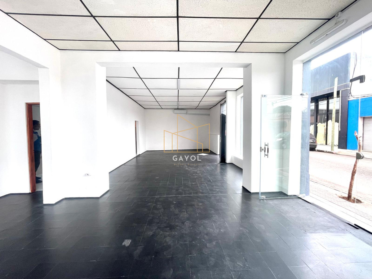 Local Comercial ID.1255 - VENTA Y ALQUILER ANUAL DE LOCAL COMERCIAL, CENTRO DE MALDONADO
