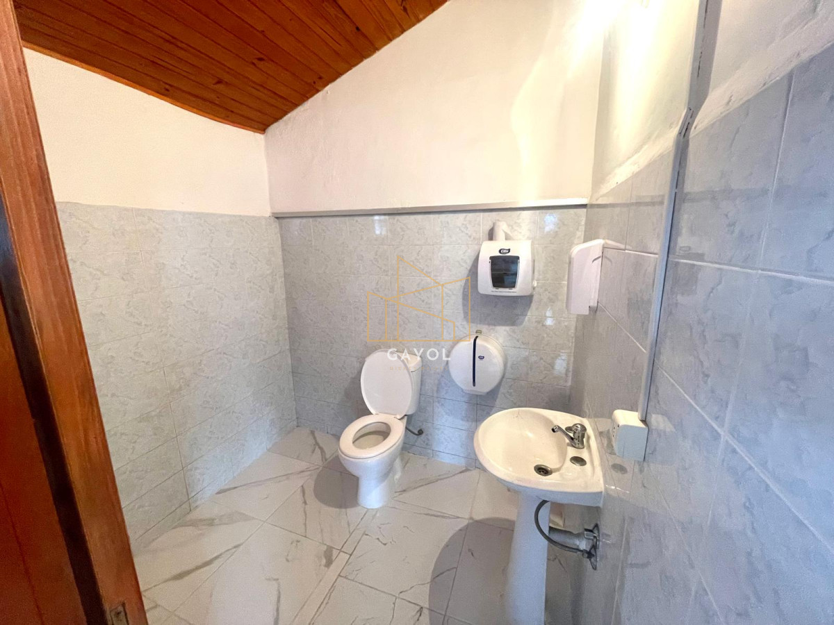 Local Comercial ID.1255 - VENTA Y ALQUILER ANUAL DE LOCAL COMERCIAL, CENTRO DE MALDONADO
