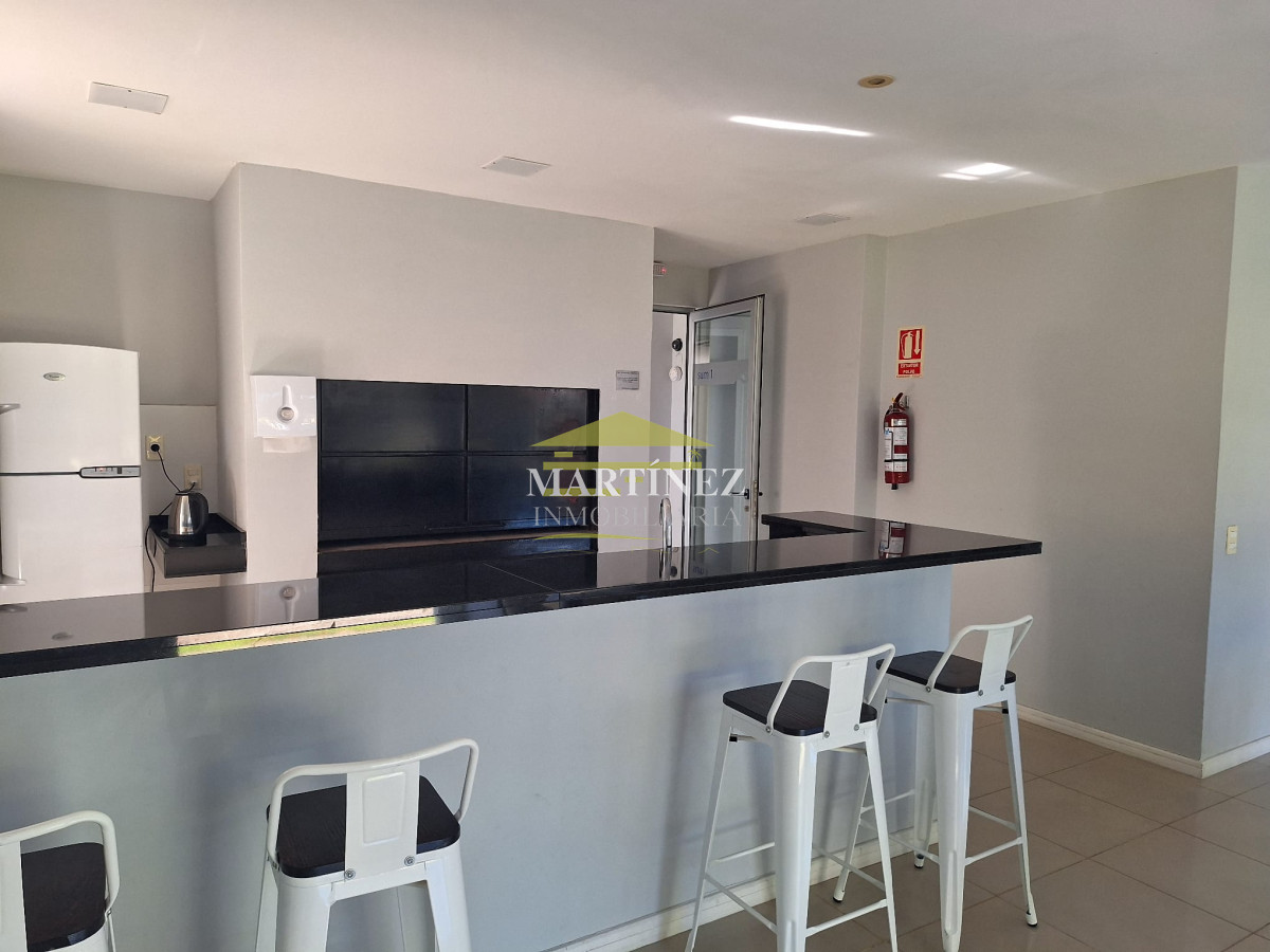 Apartamento ID.73 - Apartamento en alquiler anual, 2 dormitorios y 2 baños, con servicios, La pastora, Punta del Este