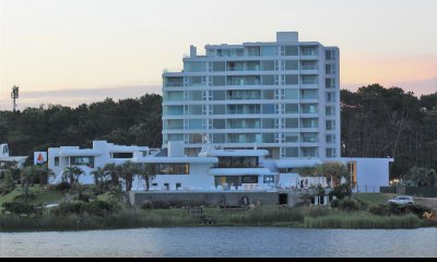 Apartamento en venta de 2 dormitorios Punta del Este