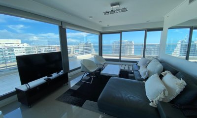 Apartamento Penthouse en venta con 300 mts de planta