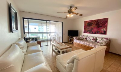 Apartamento en venta de 2 dormitorios en Punta del Este, Brava