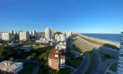 Apartamento 3 dormitorios en alquiler temporal,. Playa Brava, Punta del Este