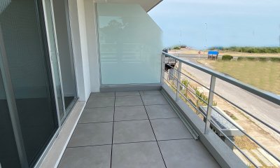 VENTA Y ALQUILER  APTO CON VISTA AL MAR Y PARRILLERO PROPIO