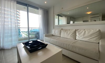 Apartamento en venta de 2 dormitorios en Punta del Este, Brava