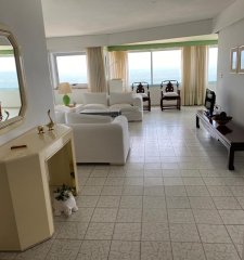 Apartamento en venta de 2 dormitorios en Punta del Este