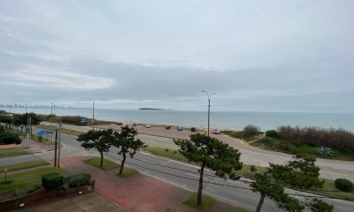 Apartamento en venta de 3 dormitorios primera linea, Mansa