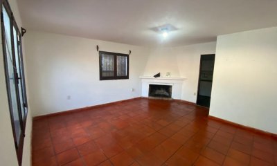 VENTA DE DOS CASAS EN MALDONADO