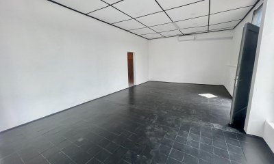 VENTA Y ALQUILER ANUAL DE LOCAL COMERCIAL, CENTRO DE MALDONADO