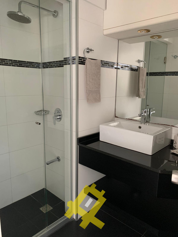 Apartamento ID.102 - Hermoso Apartamento con vista a Playa Brava