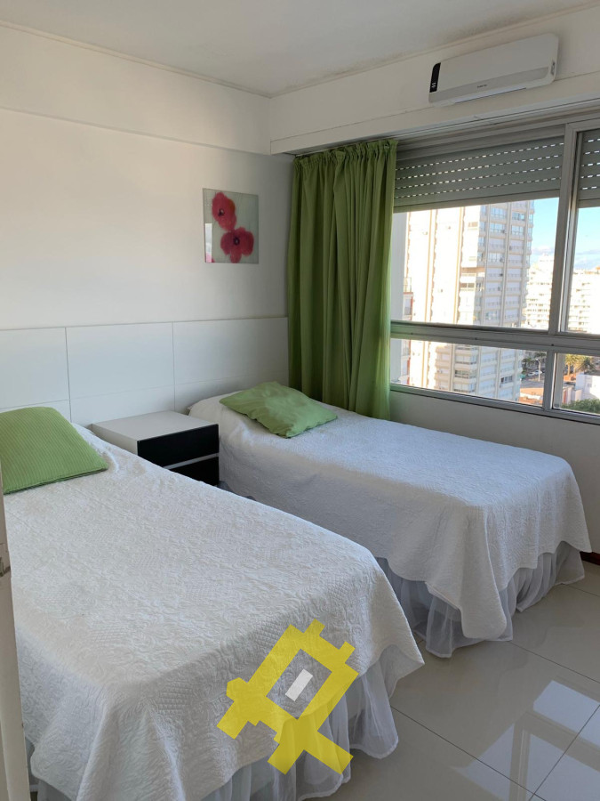 Apartamento ID.102 - Hermoso Apartamento con vista a Playa Brava