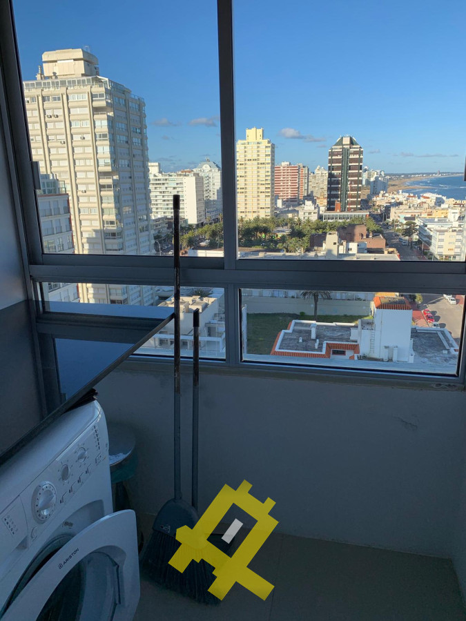 Apartamento ID.102 - Hermoso Apartamento con vista a Playa Brava