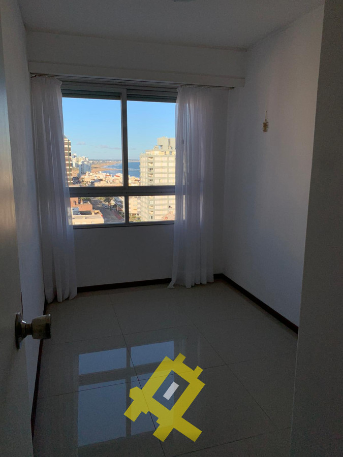 Apartamento ID.102 - Hermoso Apartamento con vista a Playa Brava