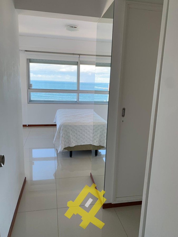 Apartamento ID.102 - Hermoso Apartamento con vista a Playa Brava