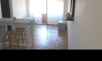 Apartamento en venta en Peatonal de Maldonado. Buen estado