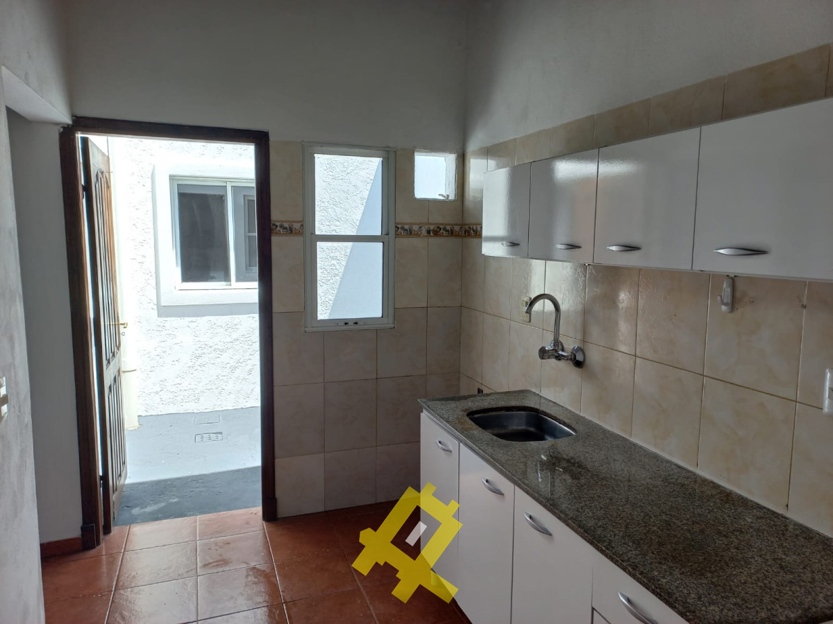 Casa ID.114 - Casa  centro de Maldonado 2 dormitorios calle Dodera.