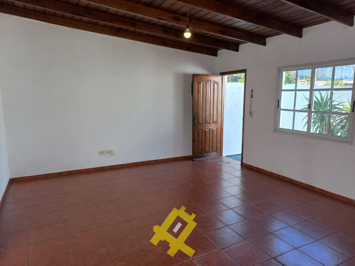 Casa ID.114 - Casa  centro de Maldonado 2 dormitorios calle Dodera.