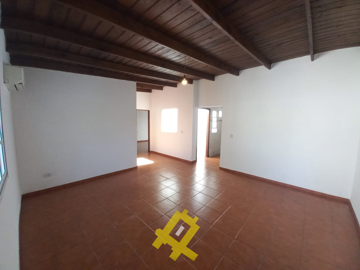 Casa ID.114 - Casa  centro de Maldonado 2 dormitorios calle Dodera.