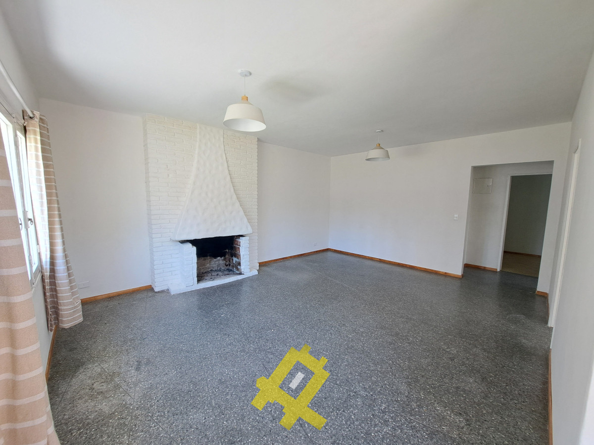 Casa ID.124 - casa en Alquiler Anual en excelente ubicación